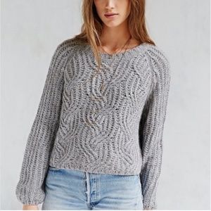 Urban Outfitters Kimchi Blue Gray Bella Pullover Sweater Size Large